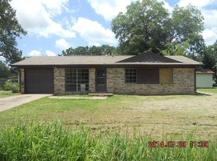 1803 Avenue 3 NE, Atkins, AR 72823