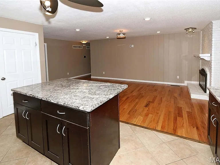 11727 Summerhaven Dr — Photo 11