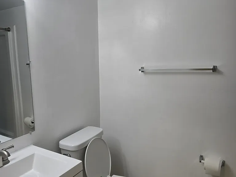 30256 Southfield Rd #1-186 — Photo 7