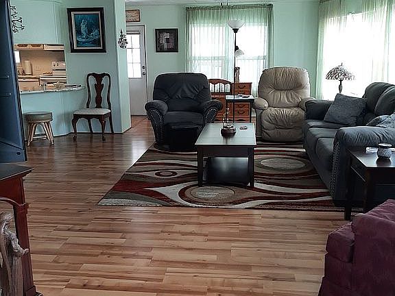 Aloe Street Veiw of lr