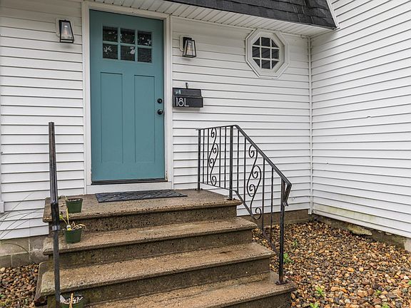 4th image of 18 Brook Street