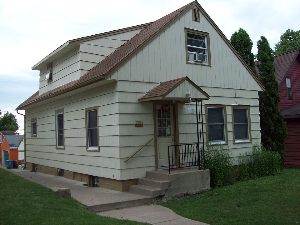 2006 Thomas ave_08262013