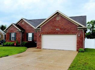 320 Benjamin Pl, Mount Washington, KY 40047