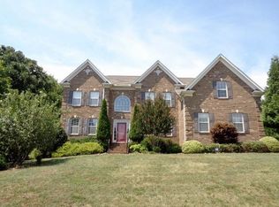 7798 Elizabeth Dr, Oak Ridge, NC 27310