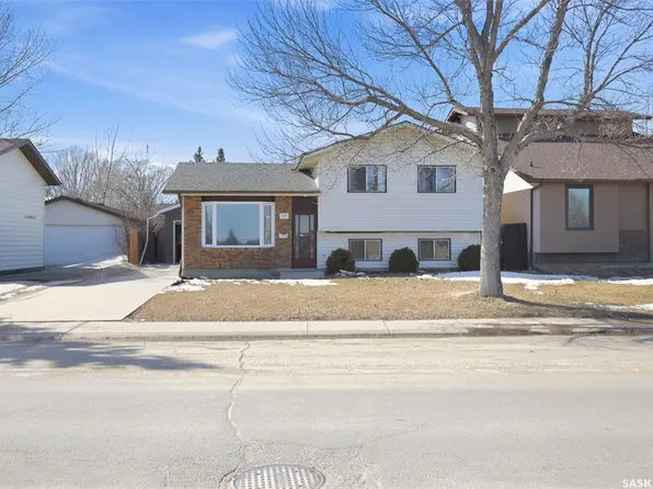 139 Hunt ROAD, Saskatoon, SK S7L 6E6