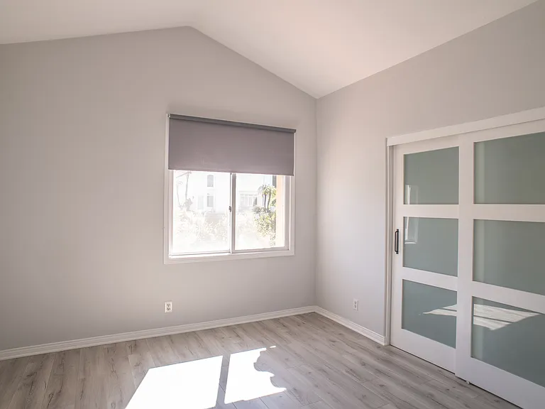 24825 Alexandra Ct — Photo 39