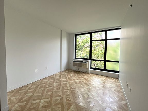 4th image of 316 E 3rd St APT 6A