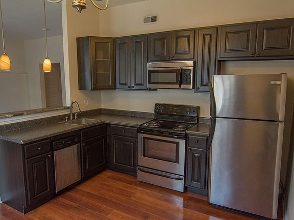 3rd image of 126 E Vermont St APT 102