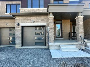 61 Brighton Ln, Thorold, ON L2V 0N8