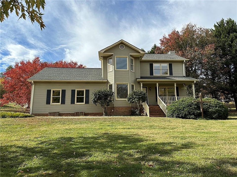 1st image of 304 Mirinda Ln
