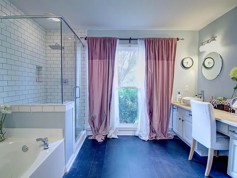 1330 Riding Brook Dr — Photo 9