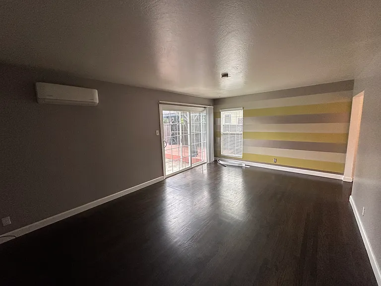 756 Broadmoor Dr — Photo 8