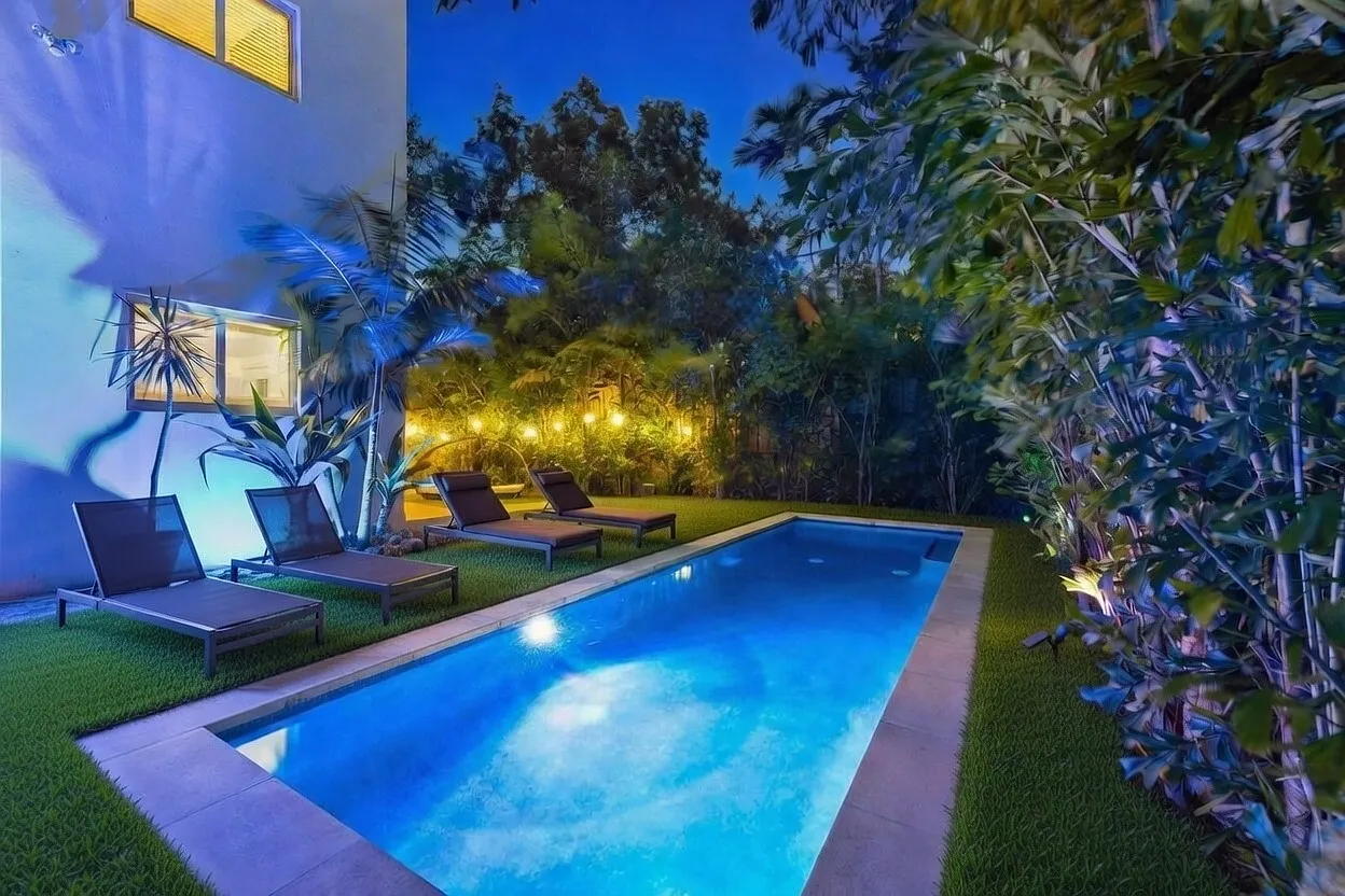 5 bed, 3.5 bath, 2500 sqft, $12,000 — Photo 3