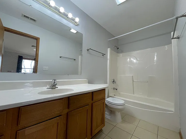 3333 W Fulton Blvd #3 — Photo 9