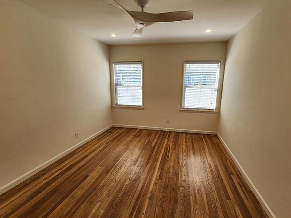 4th image of 12223 Ocean Park Blvd