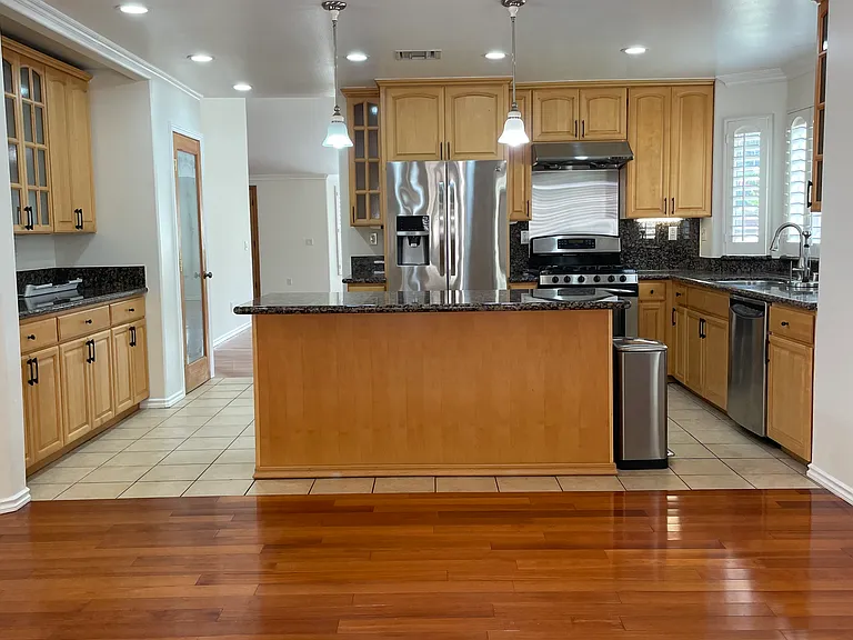 903 Rose Glen Ave — Photo 9