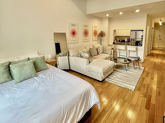2nd image of 99 John St APT 1203
