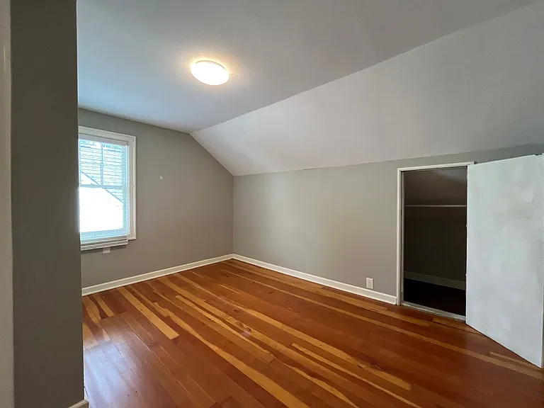 1723 NE 60th Ave — Photo 37
