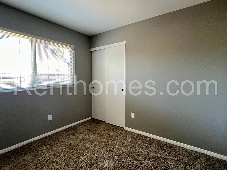 1426 Kingston Dr — Photo 11