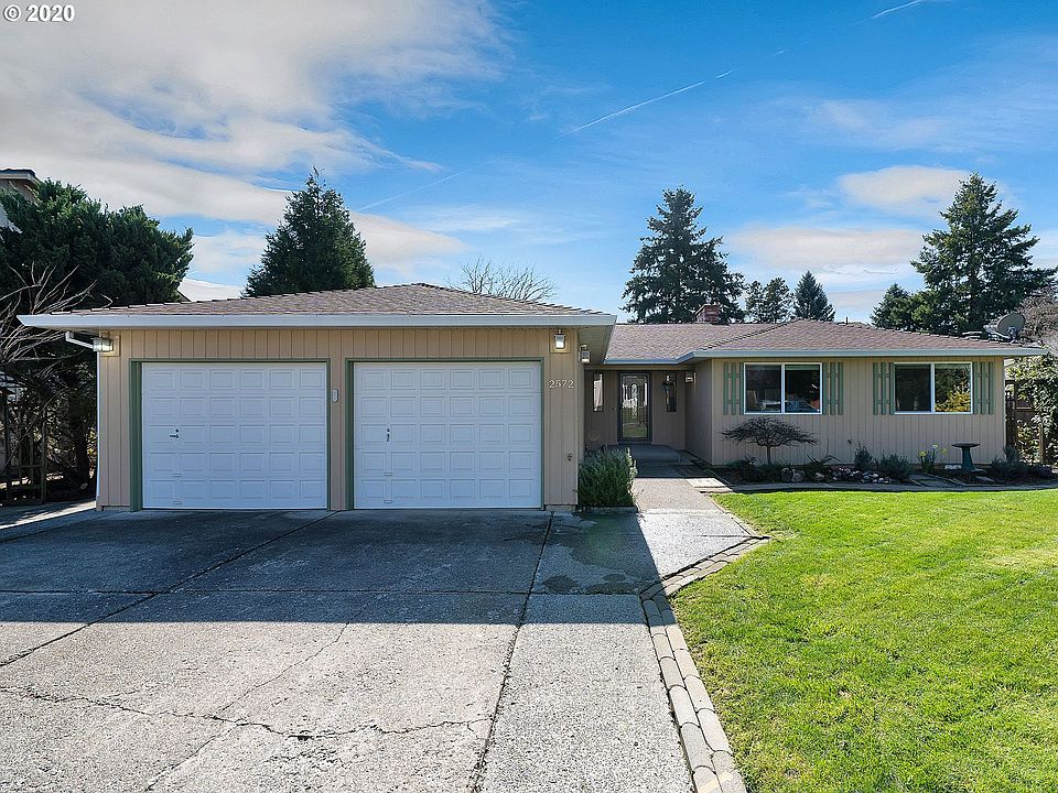 1st image of 2572 SE Willow Dr