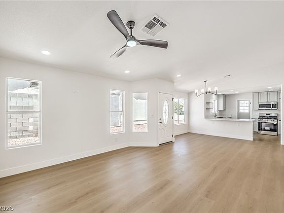 5th image of 7313 Wandering St