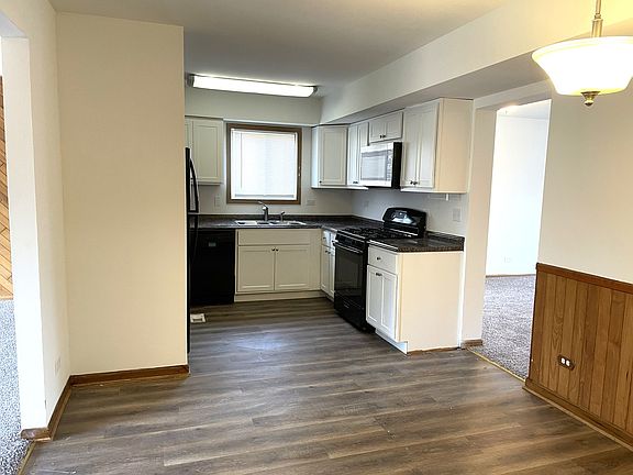 5th image of 1740 Cumberland Rd