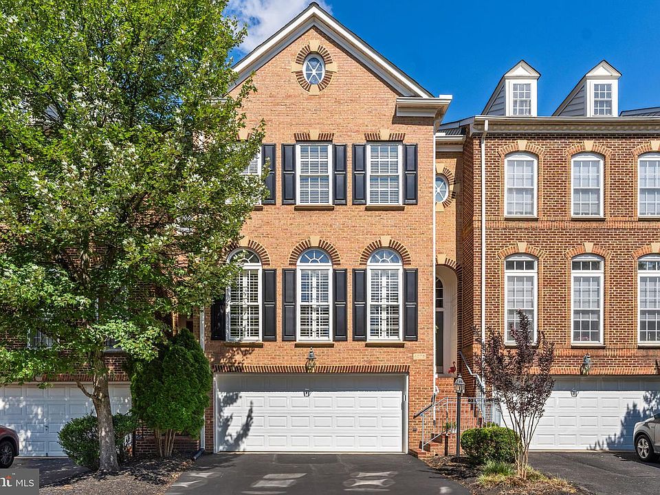 4076 Walnut Cove Cir, Fairfax, VA 22033 | Zillow