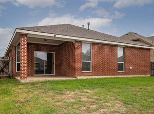 9125 Vineyard Ln, Fort Worth, TX 76123