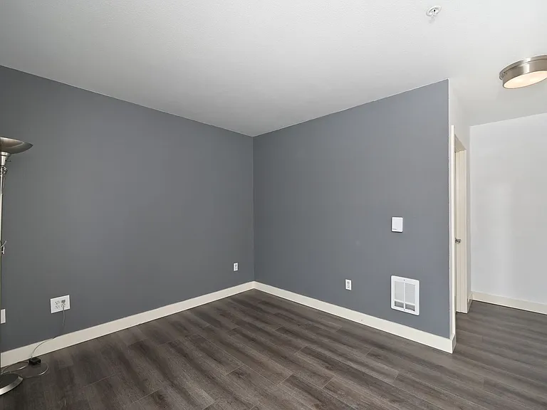 1610 Belmont Ave #513 — Photo 11