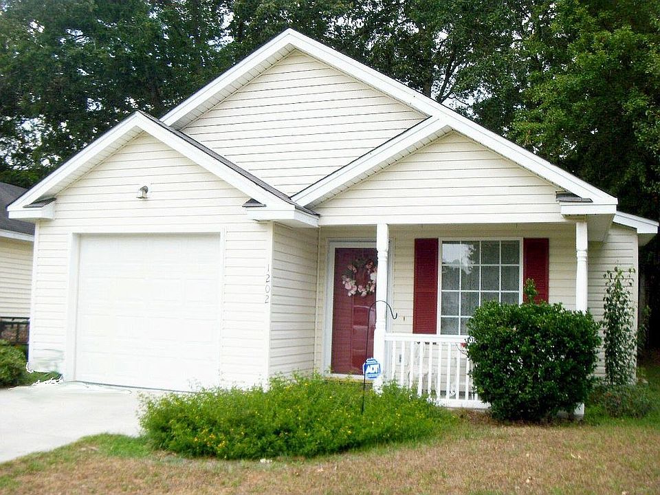 1st image of 1201 Jeanna St