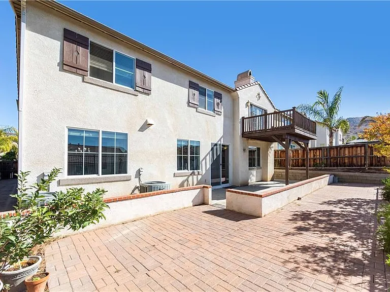 15561 Hammett Ct — Photo 26