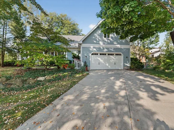 1504 Camberwell Court, Middleton, WI 53562