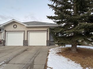 213 Arbour Cliff Close NW, Calgary, AB T3G3W7