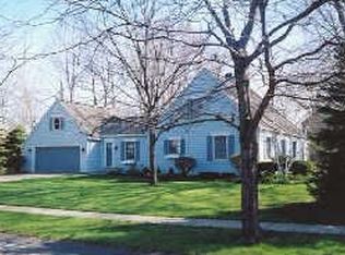 411 Wolf Point Dr, Erie, PA