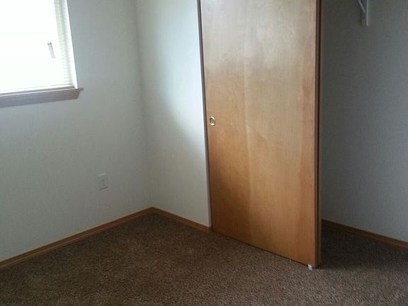 4th image of 1930 George Washington Way APT 117