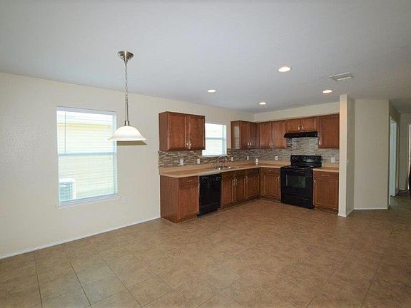 4th image of 5509 Nelson Oaks Dr