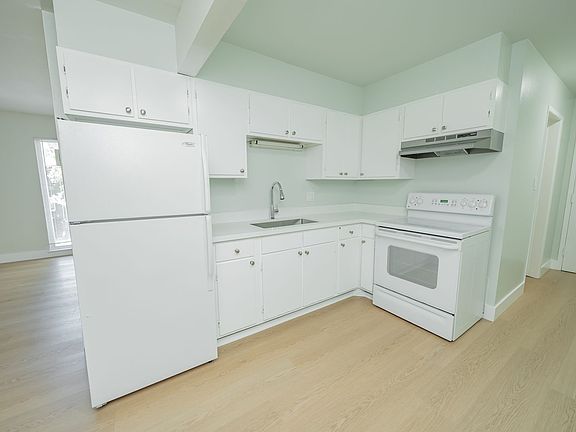 4th image of 650 Vernon St #1