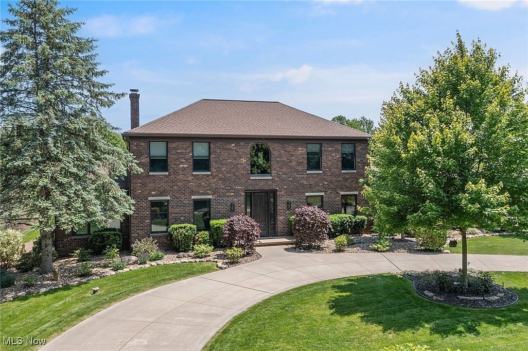 2733 Last Valley Ln, Hudson, OH 44236 | Zillow