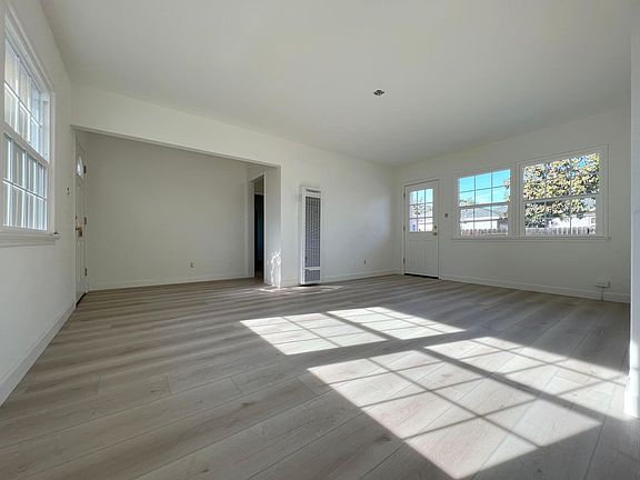 2nd image of 3653 Radnor Ave