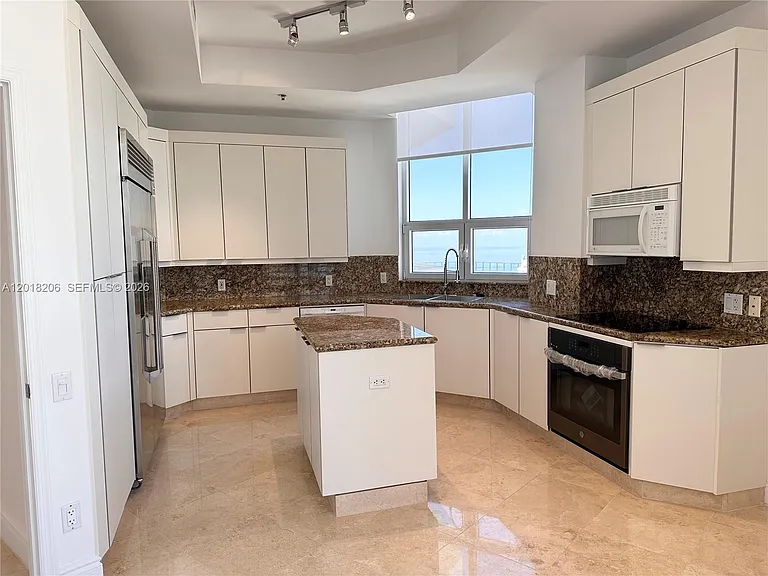 808 Brickell Key Dr #3608 — Photo 16