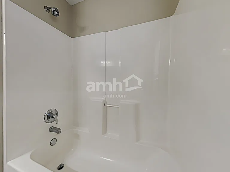 375 Vaiden Ridge Dr N — Photo 16