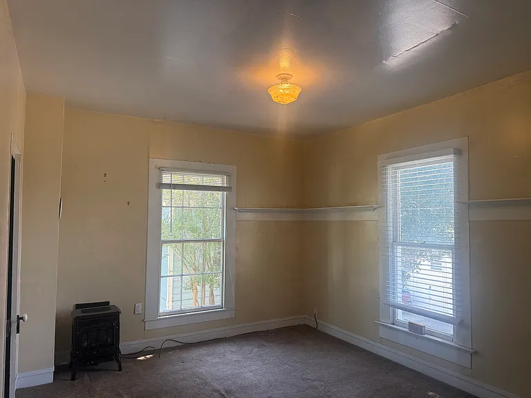 1240 Randolph St #B — Photo 8