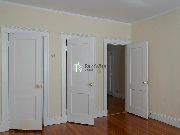 1126 Commonwealth Ave #5 — Photo 17