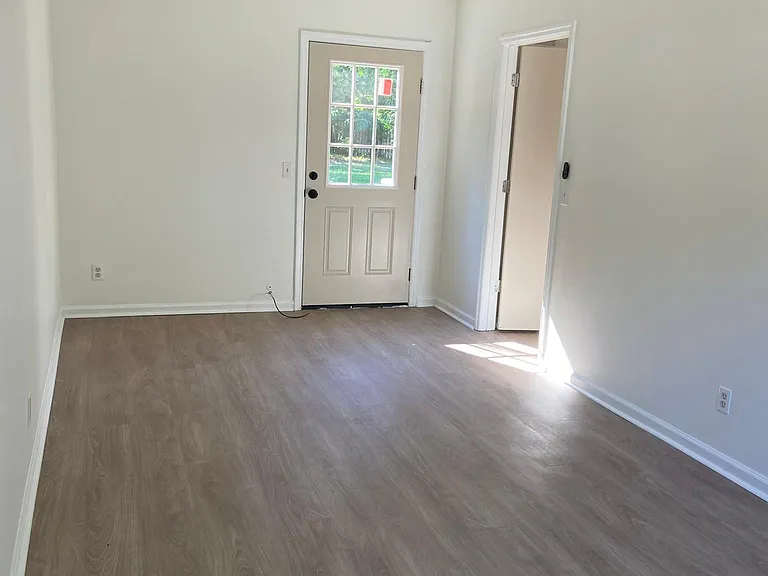 Bonus room with exit to backyard.