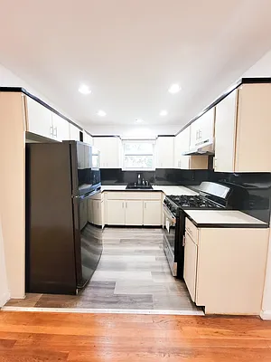 Rented by Owner | media 12