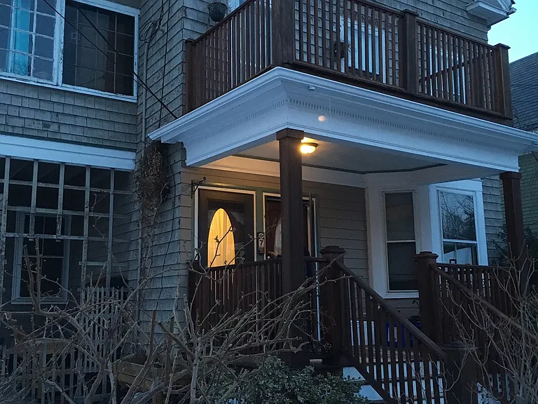 7 Burr St #1 — Photo 1