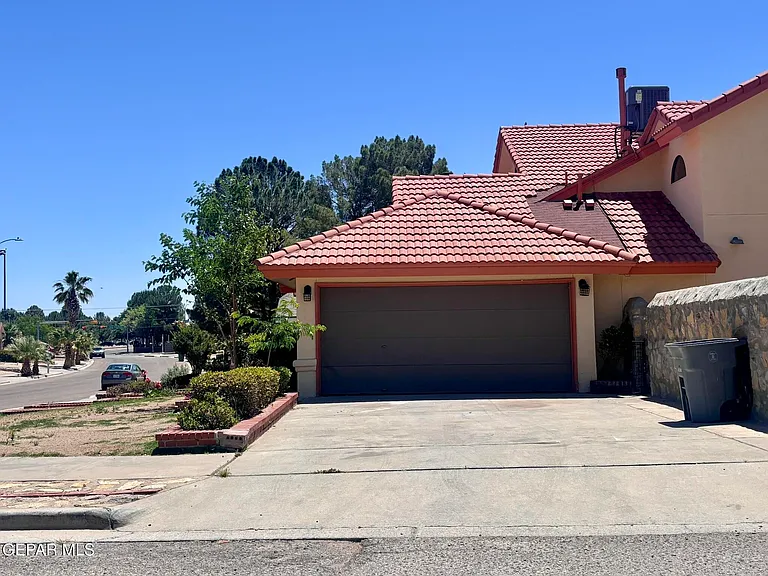 11670 Rufus Brijalba Dr — Photo 3