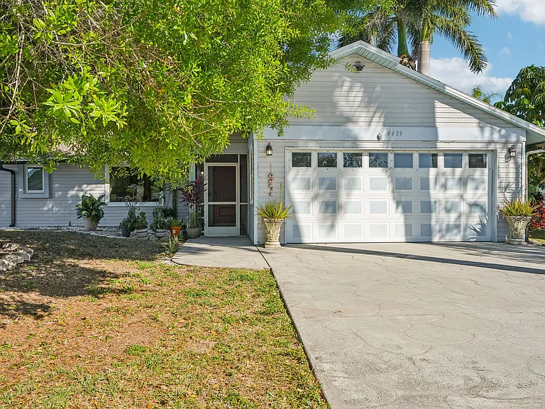 4439 Rosea Ct — Photo 4