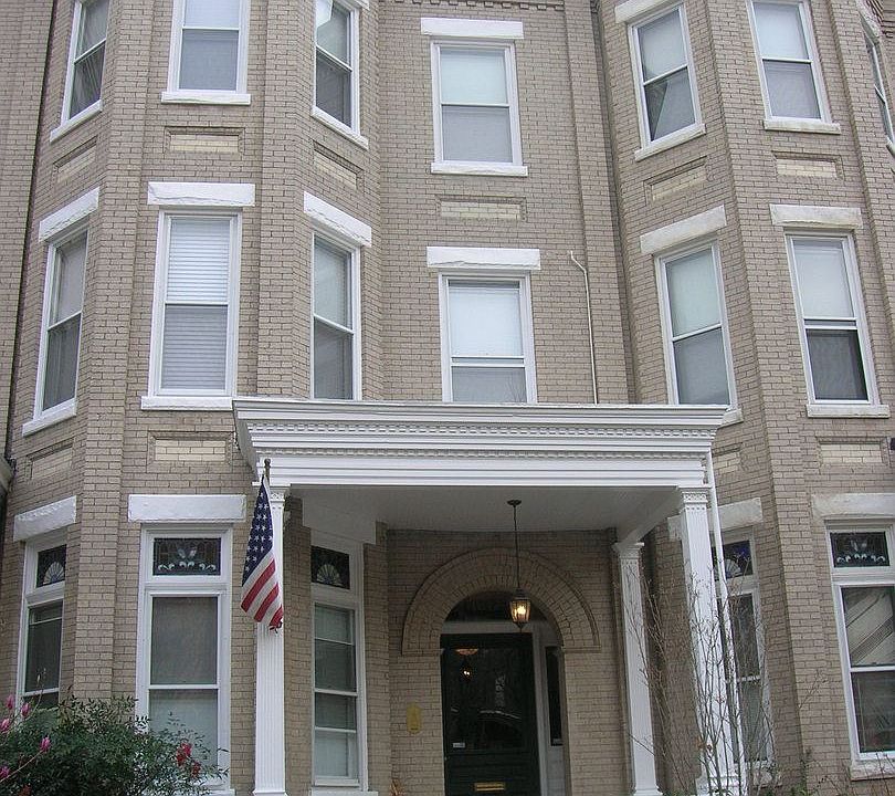 1st image of 1615 W Grace St APT A