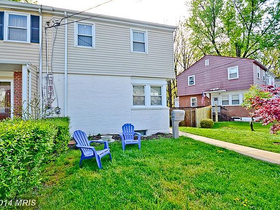 4th image of 7023 Stanford Dr